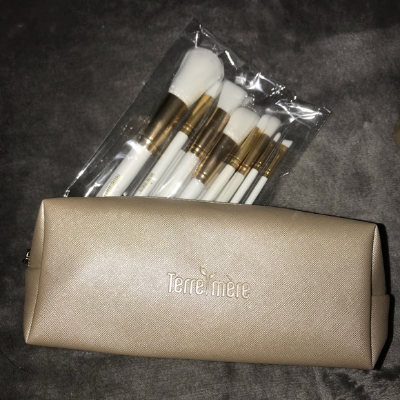 💚TERRE MERE Vegan Make-up Brushes - Picture 5 of 6